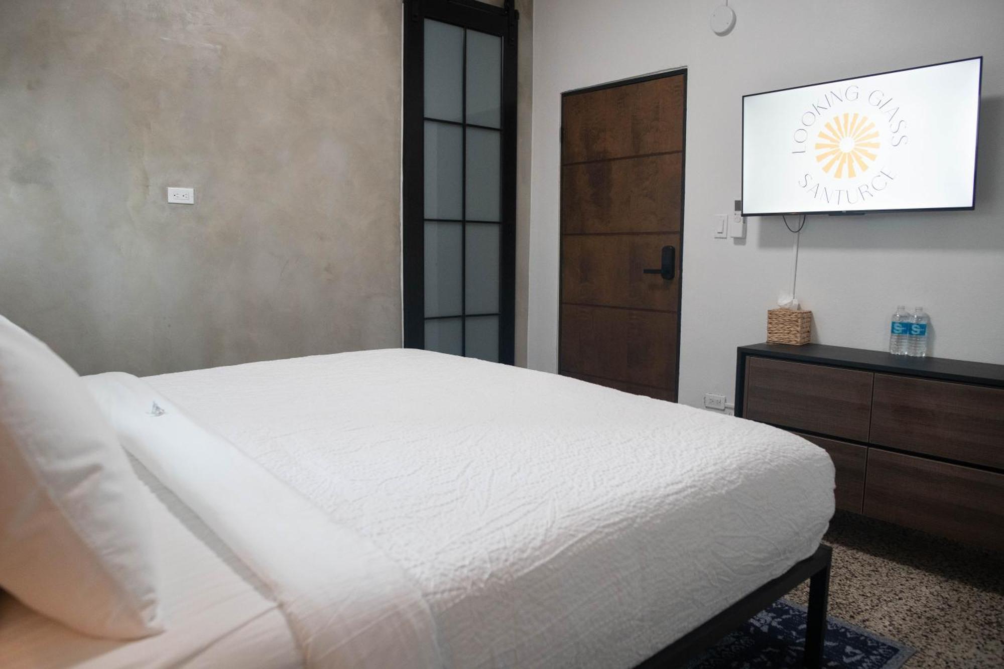 The Looking Glass Hotel San Juan Extérieur photo